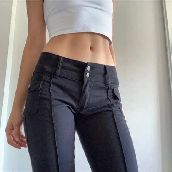 Brandy Melville Agatha Pants - Picture 2 of 2